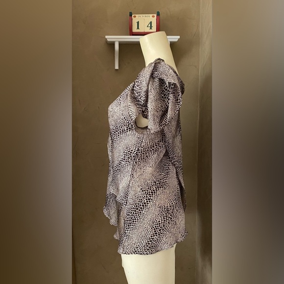 Violet & Claire Tops Blouse Leopard Print Layered wrap women’s size M - Picture 3 of 15